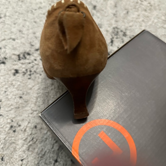 Talbot Brown Suede Leather Heels Size 6.5 M Italy - Picture 4 of 6